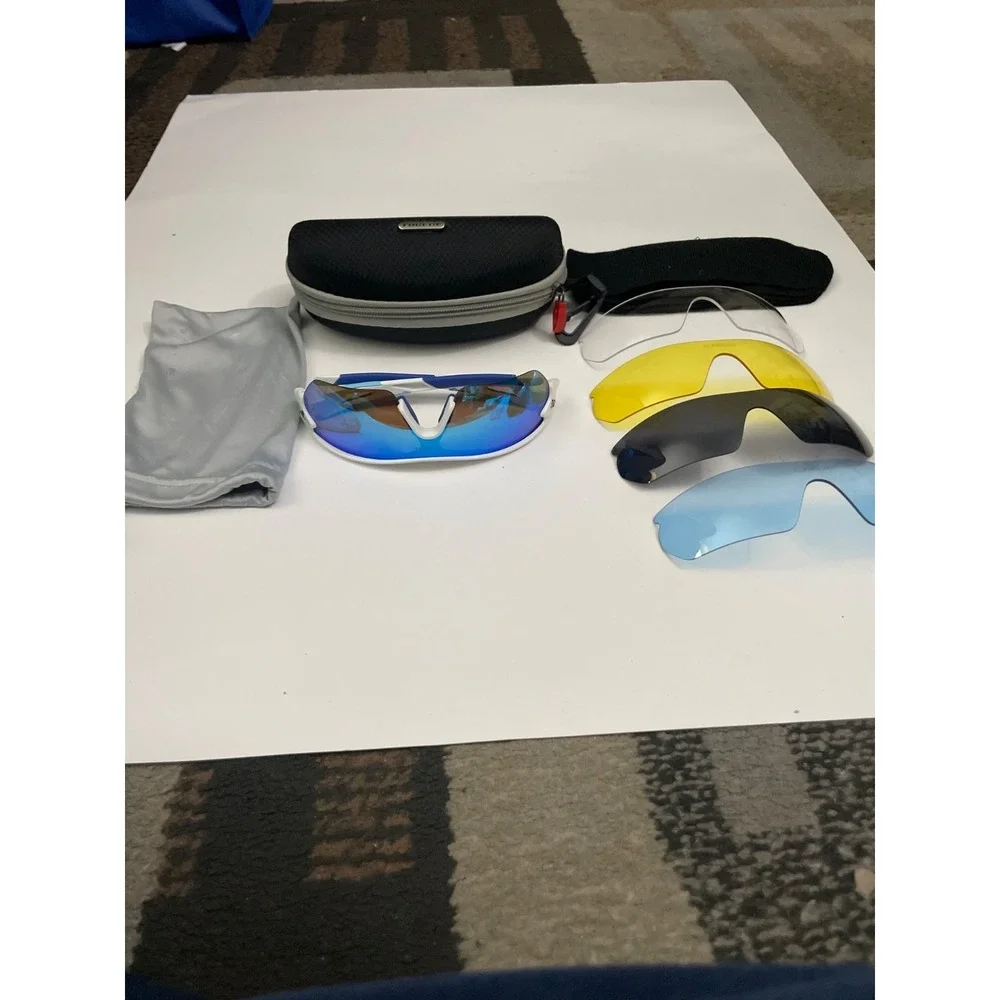Torege Polarized Sports Sunglasses With 5 Interchangeable‎ Lenses & Accessories